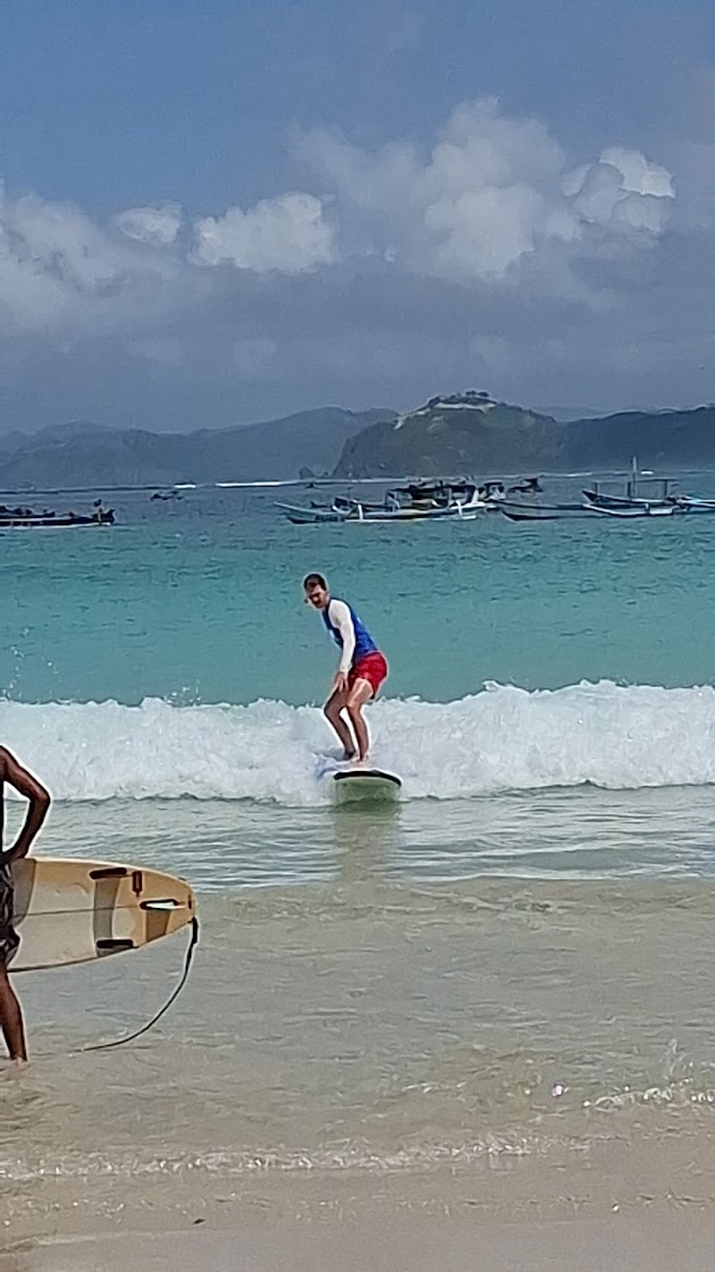 DOYOCK'S SURF, kuta,selongbelanak