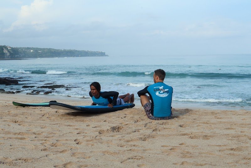 Hawaii Surf Bali ┃Surf School in Uluwatu