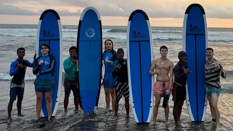 Arya Surf school | Surf Lessons Bali with PROFESSIONAL SURF COACH by canggusurflessons.com