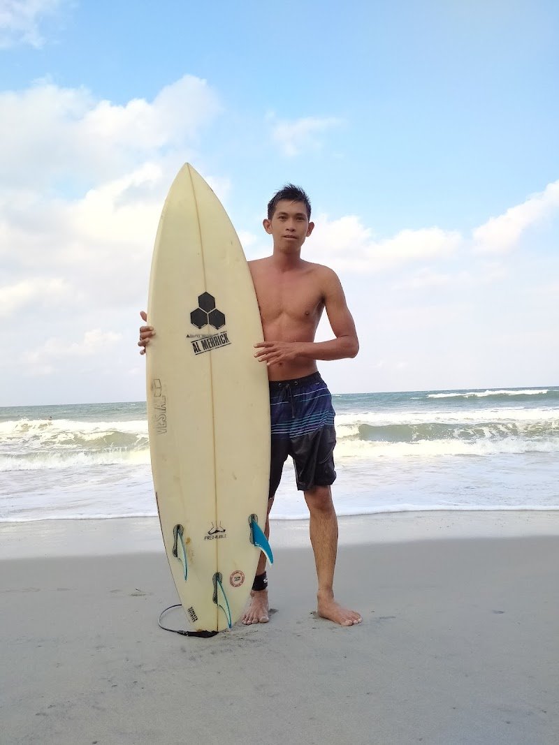 Selancar Mentawai