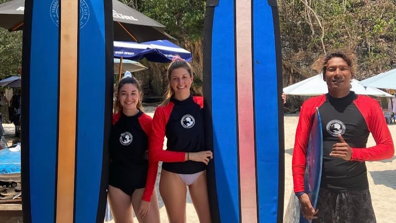 Uluwatu Surf School